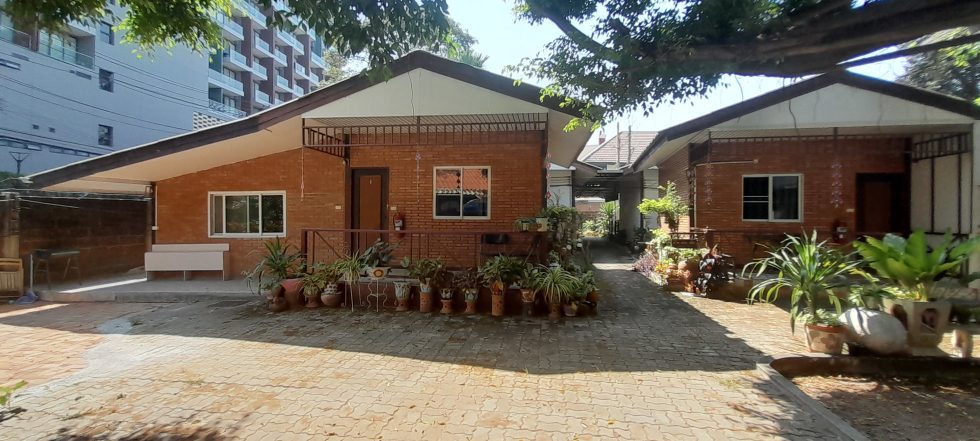 Nimman Rooms Bungalows at Baan The Pub Guesthouse Chiang Mai